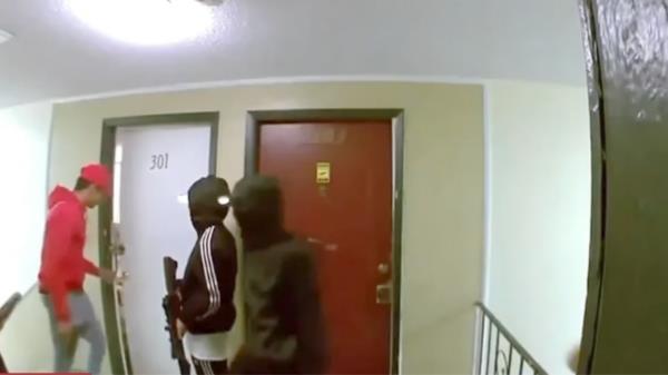 Suspected Venezuelan gangs on a ring camera 